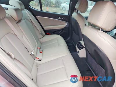 Zdjęcie 10 z 12 samochodu: 2023 GENESIS G70 2.0T VIN:KMTG34TAXPU134424 - miniatura