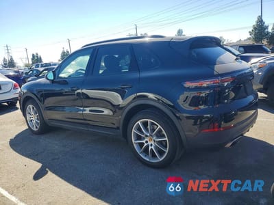 Drugie zdjęcie samochodu z przodu: 2019 PORSCHE CAYENNE VIN:WP1AA2AY4KDA06508 - miniatura