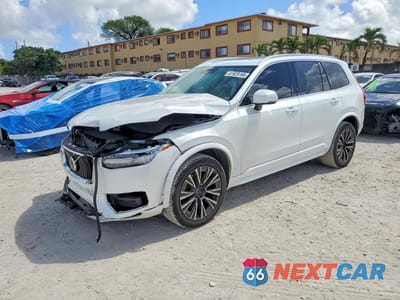 2022 VOLVO XC90 T6 MOMENTUM YV4A221K8N1817919 - główne zdjęcie licytacji z USA - miniatura