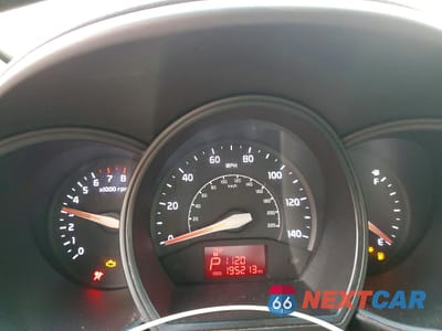 Zdjęcie 9 z 13 samochodu: 2013 KIA RIO EX VIN:KNADN4A32D6273363 - miniatura