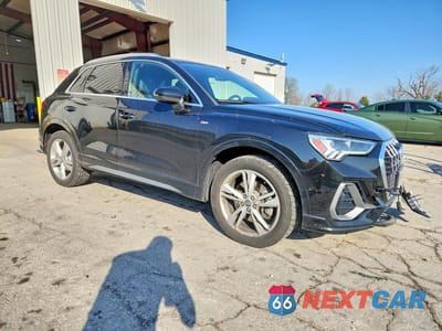 Czwarte zdjęcie samochodu z boku: 2019 AUDI Q3 PRESTIGE S-LINE VIN:WA1FECF37K1082508 - miniatura