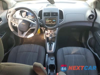 Zdjęcie 8 z 11 samochodu: 2013 CHEVROLET SONIC LT VIN:1G1JC5SBXD4256970 - miniatura