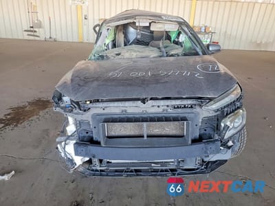 Piąte zdjęcie samochodu w środku: 2019 HYUNDAI KONA SE VIN:KM8K12AA6KU277140 - miniatura