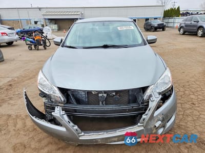 Piąte zdjęcie samochodu w środku: 2014 NISSAN SENTRA SR VIN:3N1AB7AP9EL652437 - miniatura