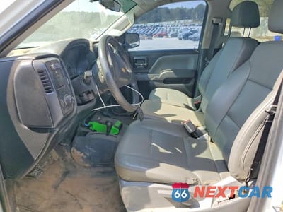 Zdjęcie 7 z 11 samochodu: 2018 CHEVROLET SILVERADO K1500 VIN:3GCUKNEC1JG570954 - miniatura