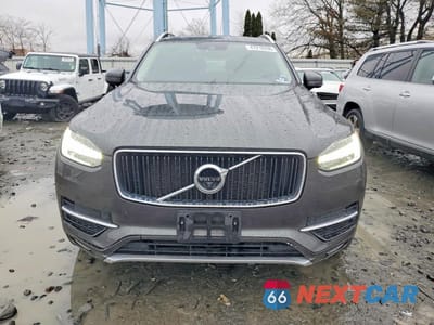 Piąte zdjęcie samochodu w środku: 2018 VOLVO XC90 T6 VIN:YV4A22PK8J1209982 - miniatura
