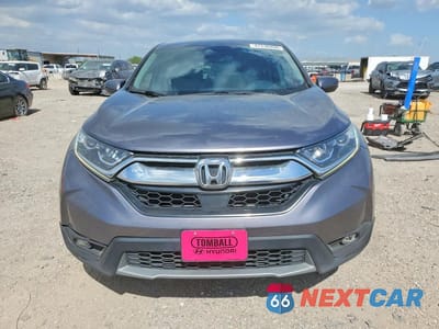 Piąte zdjęcie samochodu w środku: 2017 HONDA CR-V EX VIN:7FARW1H56HE033095 - miniatura