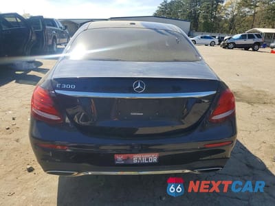 Zdjęcie 6 z 12 samochodu: 2017 MERCEDES-BENZ E 300 VIN:WDDZF4JB1HA082104 - miniatura