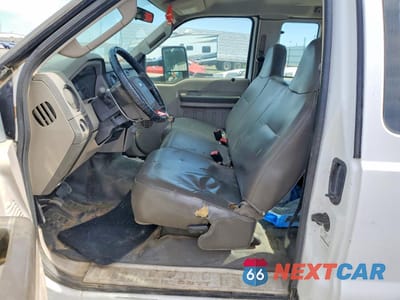 Zdjęcie 7 z 12 samochodu: 2009 FORD F350 SUPER DUTY VIN:1FDWX36R79EA50595 - miniatura