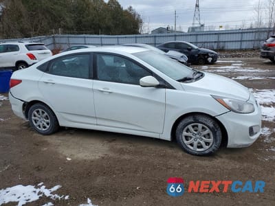 Czwarte zdjęcie samochodu z boku: 2014 HYUNDAI ACCENT GLS VIN:KMHCT4AE9EU678456 - miniatura