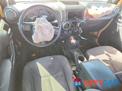 Zdjęcie 8 z 11 samochodu: 2013 JEEP WRANGLER UNLIMITED SPORT VIN:1C4HJWDG2DL656537 - miniatura