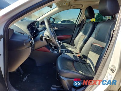 Zdjęcie 7 z 13 samochodu: 2016 MAZDA CX-3 GRAND TOURING VIN:JM1DKBD77G0121441 - miniatura