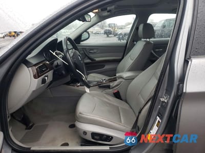 Zdjęcie 7 z 12 samochodu: 2011 BMW 328 XI VIN:WBAPK7C54BA819564 - miniatura