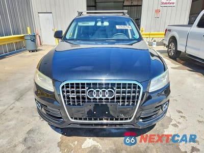 Piąte zdjęcie samochodu w środku: 2017 AUDI Q5 PREMIUM PLUS VIN:WA1L2AFP5HA015854 - miniatura