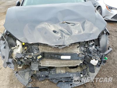 Zdjęcie 11 z 13 samochodu: 2017 HYUNDAI ELANTRA LIMITED VIN:KMHD84LFXHU207092 - miniatura