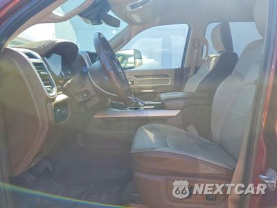 Zdjęcie 7 z 12 samochodu: 2019 RAM 3500 LARAMIE VIN:3C63RRJL8KG596285 - miniatura