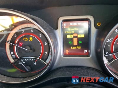 Zdjęcie 9 z 13 samochodu: 2015 DODGE JOURNEY CROSSROAD VIN:3C4PDCGBXFT591915 - miniatura