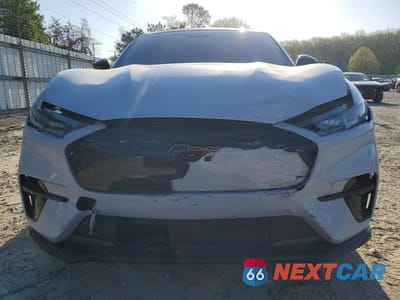 Piąte zdjęcie samochodu w środku: 2022 FORD MUSTANG MACH-E GT VIN:3FMTK4SE5NMA14869 - miniatura