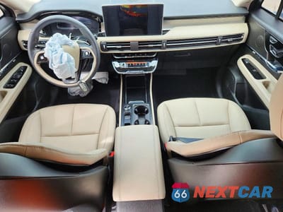 Zdjęcie 8 z 12 samochodu: 2026 LINCOLN CORSAIR PREMIERE VIN:5LMCJ1CAXTUL05306 - miniatura