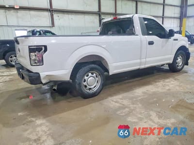 Trzecie zdjęcie samochodu z tyłu: 2018 FORD F150 VIN:1FTMF1CB5JKE81629 - miniatura
