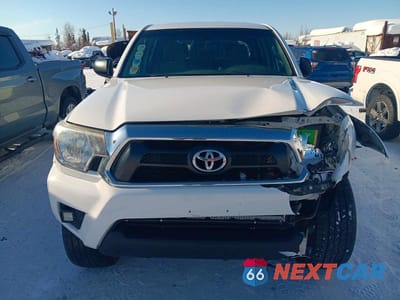 Piąte zdjęcie samochodu w środku: 2014 TOYOTA TACOMA PRERUNNER VIN:5TFJX4GN3EX034120 - miniatura