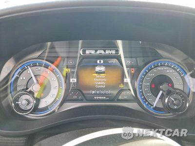 Zdjęcie 9 z 12 samochodu: 2019 RAM 2500 LIMITED VIN:3C6UR5SJ3KG556576 - miniatura