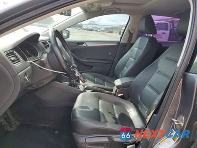 Zdjęcie 7 z 12 samochodu: 2015 VOLKSWAGEN JETTA SE VIN:3VWD07AJXFM254867 - miniatura