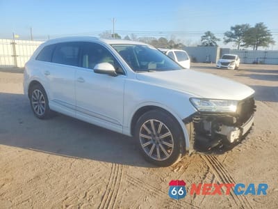 Czwarte zdjęcie samochodu z boku: 2019 AUDI Q7 PREMIUM PLUS VIN:WA1LHAF79KD022715 - miniatura