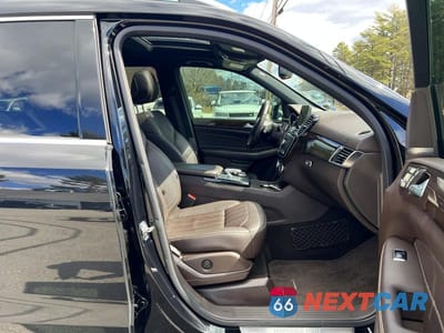 Piąte zdjęcie samochodu w środku: 2019 MERCEDES-BENZ GLS 450 4MATIC VIN:4JGDF6EE8KB218830 - miniatura