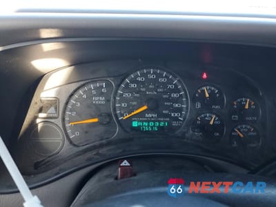 Zdjęcie 9 z 13 samochodu: 2000 GMC YUKON VIN:1GKEK13T9YJ126671 - miniatura