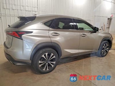 Trzecie zdjęcie samochodu z tyłu: 2019 LEXUS NX 300 F SPORT VIN:JTJBARBZ8K2184789 - miniatura