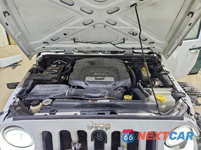 Zdjęcie 11 z 13 samochodu: 2015 JEEP WRANGLER SPORT VIN:1C4BJWDG3FL556536 - miniatura