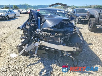 Piąte zdjęcie samochodu w środku: 2018 BMW M2 VIN:WBS1J5C53J7B70332 - miniatura