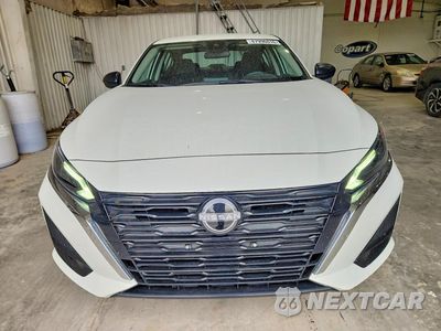 Piąte zdjęcie samochodu w środku: 2025 NISSAN ALTIMA VIN:1N4BL4DV8SN373909 - miniatura