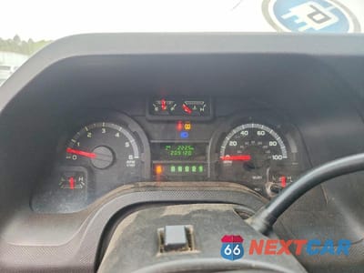 Zdjęcie 9 z 13 samochodu: 2011 FORD ECONOLINE E150 VAN VIN:1FTNE1EW9BDA82459 - miniatura