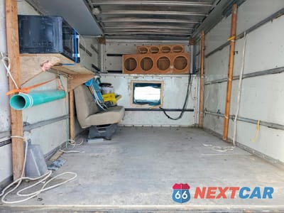 Zdjęcie 10 z 13 samochodu: 1999 FORD F350 SUPER DUTY DELIVERY TRUCK VIN:1FDWF36S1XEE60909 - miniatura