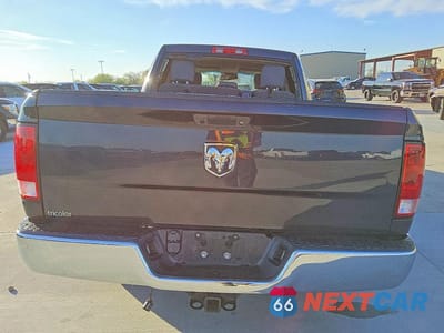 Zdjęcie 6 z 12 samochodu: 2018 RAM 1500 ST VIN:1C6RR6FT0JS304069 - miniatura