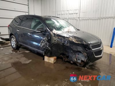 Czwarte zdjęcie samochodu z boku: 2012 CHEVROLET TRAVERSE LT VIN:1GNKVJED4CJ118411 - miniatura