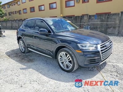 Czwarte zdjęcie samochodu z boku: 2018 AUDI Q5 PREMIUM PLUS VIN:WA1BNAFY9J2210724 - miniatura
