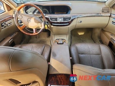 Zdjęcie 8 z 11 samochodu: 2008 MERCEDES-BENZ S 550 VIN:WDDNG71X88A199820 - miniatura