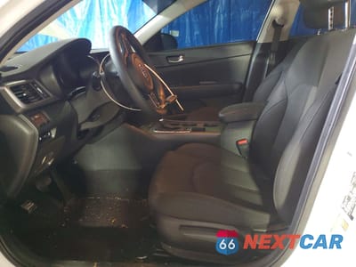 Zdjęcie 7 z 12 samochodu: 2016 KIA OPTIMA LX VIN:5XXGT4L39GG060659 - miniatura