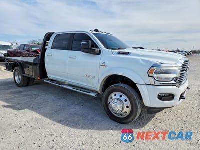 Czwarte zdjęcie samochodu z boku: 2024 RAM 4500 FLATBED TRUCK VIN:3C7WRLEL7RG311988 - miniatura