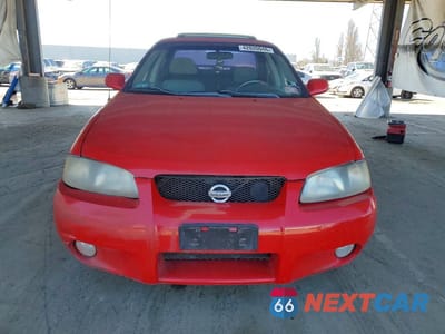 Piąte zdjęcie samochodu w środku: 2002 NISSAN SENTRA SE-R VIN:3N1AB51D82L706350 - miniatura