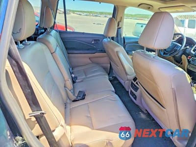 Zdjęcie 11 z 13 samochodu: 2017 HONDA PILOT TOURING VIN:5FNYF5H99HB029835 - miniatura