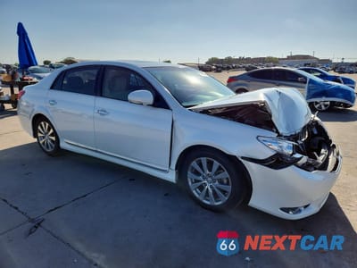Czwarte zdjęcie samochodu z boku: 2011 TOYOTA AVALON LIMITED VIN:4T1BK3DB8BU371141 - miniatura