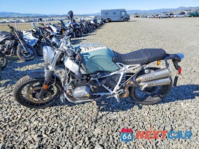 Trzecie zdjęcie samochodu z tyłu: 2023 BMW R NINE T SCRAMBLER VIN:WB10L7309P6H63010 - miniatura