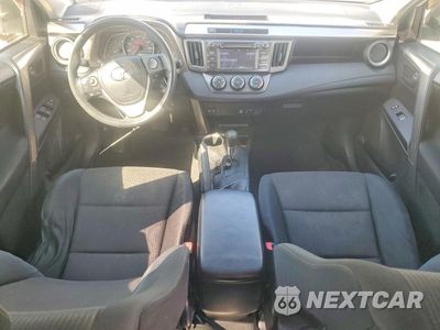 Zdjęcie 8 z 13 samochodu: 2015 TOYOTA RAV4 LE VIN:JTMBFREV9FJ043545 - miniatura