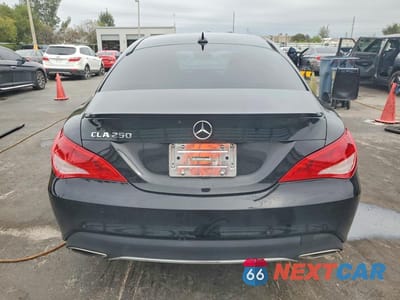Zdjęcie 6 z 12 samochodu: 2019 MERCEDES-BENZ CLA 250 VIN:WDDSJ4EBXKN752145 - miniatura