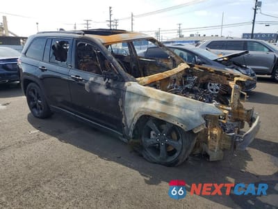 Czwarte zdjęcie samochodu z boku: 2025 JEEP GRAND CHEROKEE LIMITED VIN:1C4RJHBG4SC290712 - miniatura