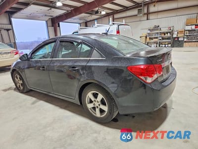 Drugie zdjęcie samochodu z przodu: 2013 CHEVROLET CRUZE LT VIN:1G1PC5SB8D7283688 - miniatura